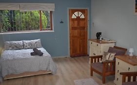 Seaforth Beach Apartment